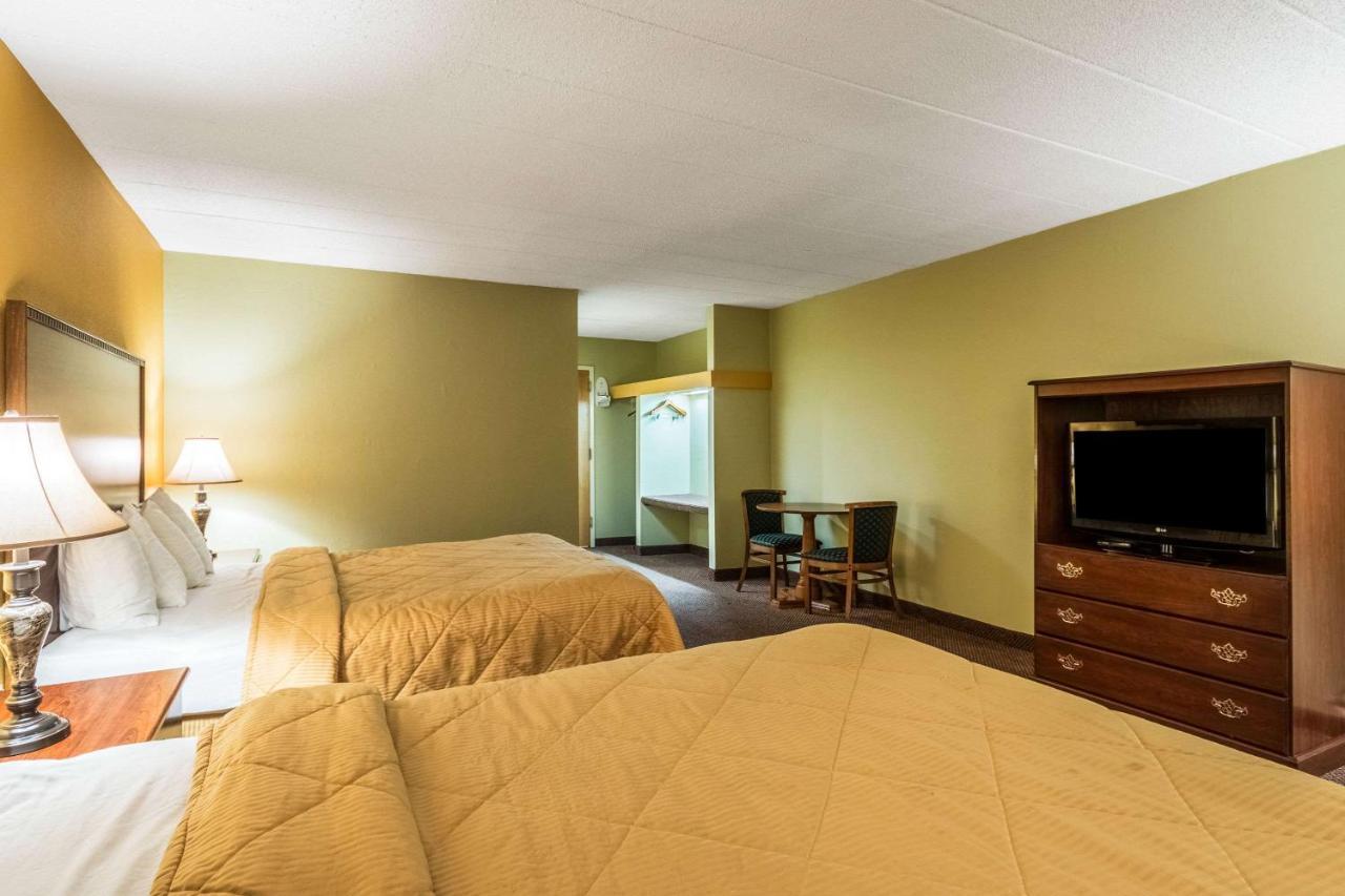 Quaint Inn&Suites McHenry Extérieur photo